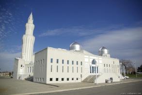رئيس وزراء كندا على مائدة إفطار رمضان